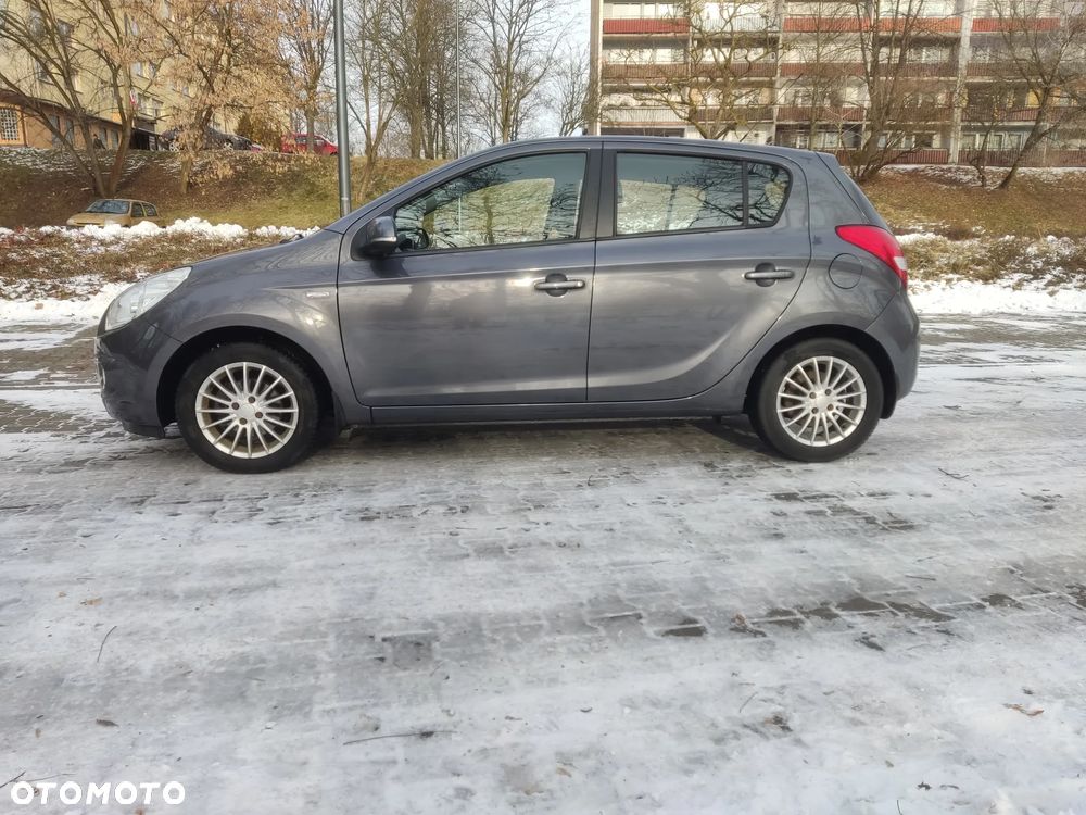 Hyundai i20 1.2 FIFA WM Edition - 10