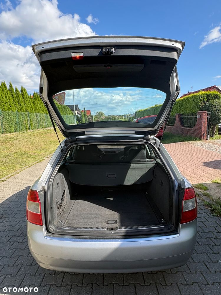Audi A4 Avant 2.5 TDI - 15