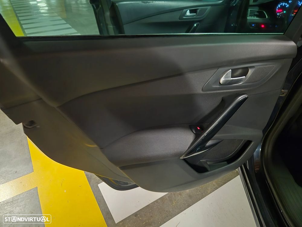 Peugeot 508 SW 1.6 BlueHDi GT Line EAT6 - 32