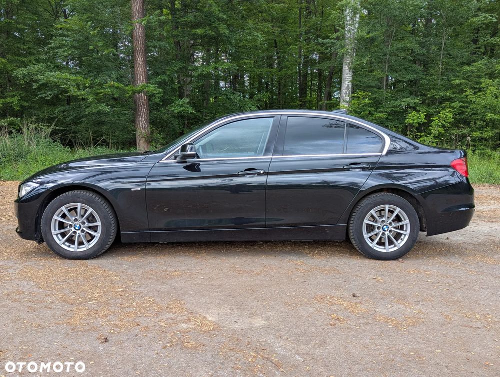 BMW Seria 3 320d - 19