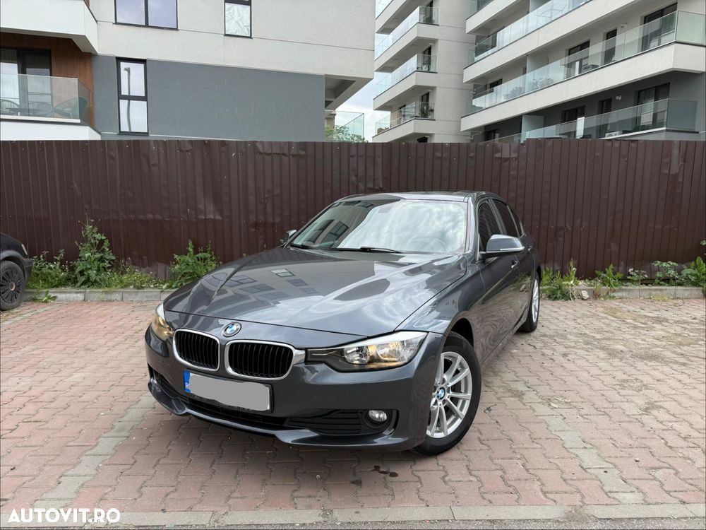 BMW Seria 3 320d DPF Aut. Edition Exclusive - 2