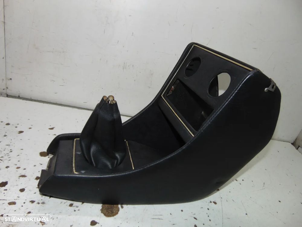 Antigos/clássicos consola central - 2