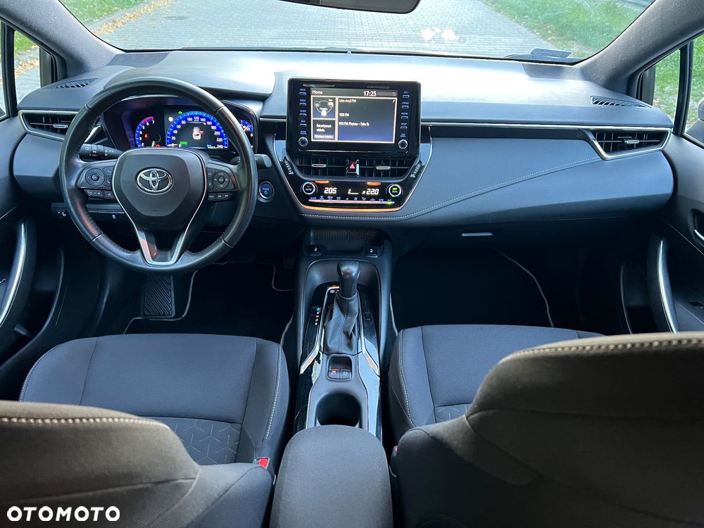 Toyota Corolla - 28
