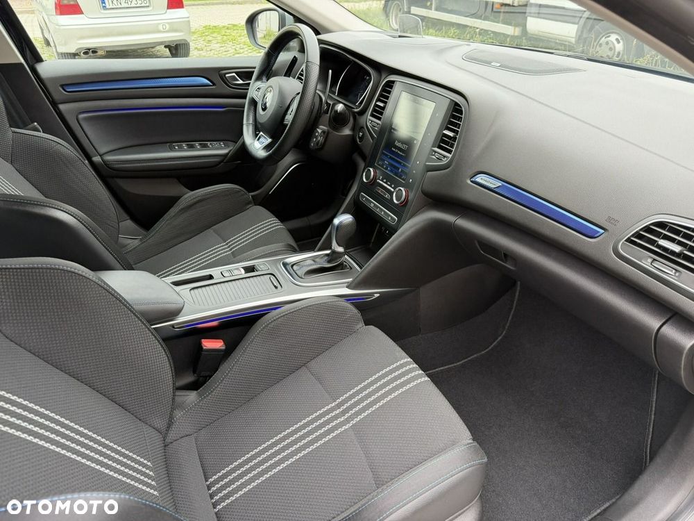 Renault Megane ENERGY TCe 205 EDC GT - 18