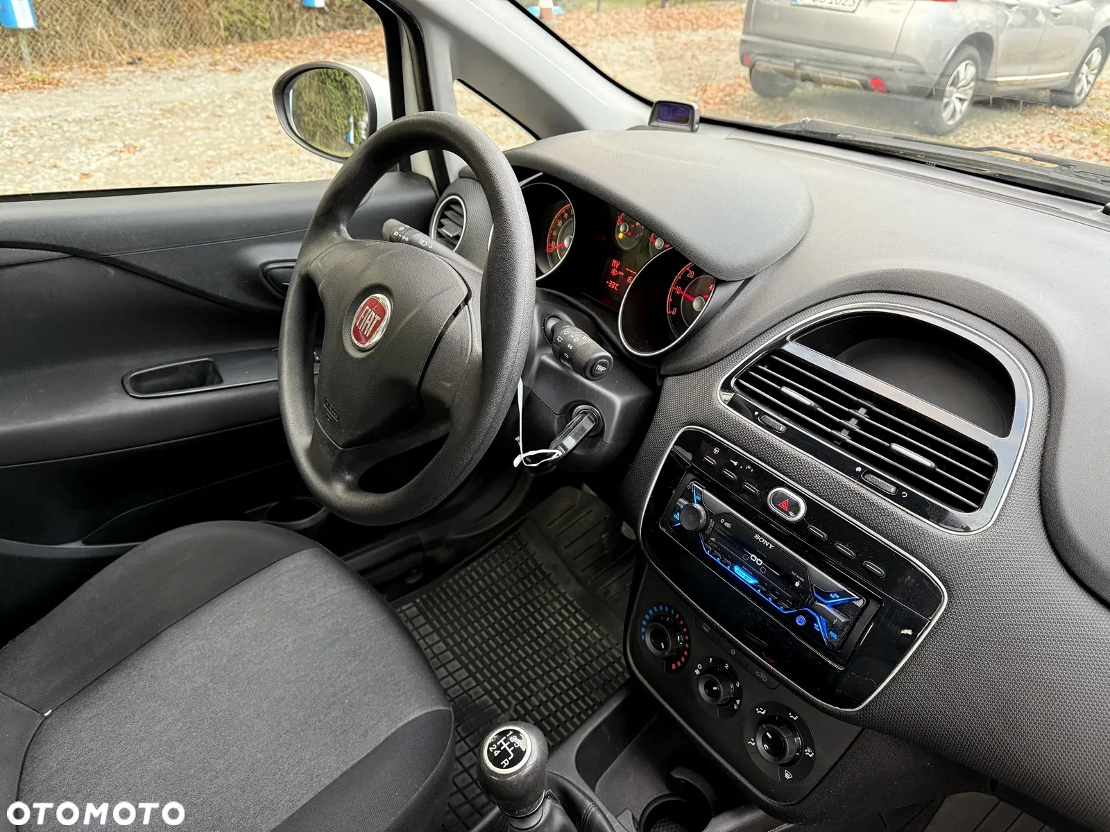 Fiat Grande Punto - 27