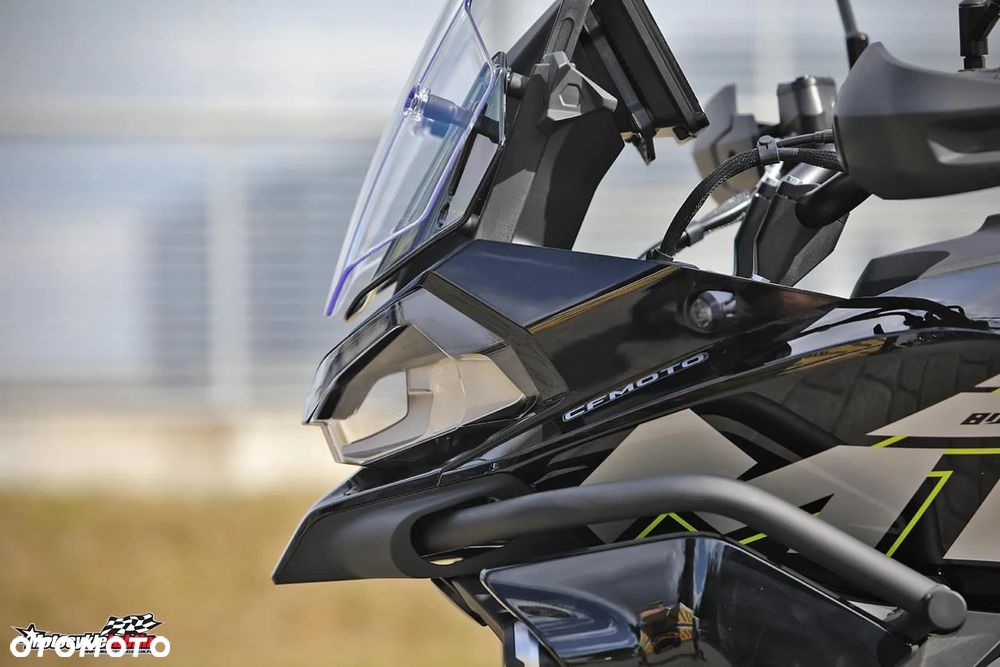 CFMoto MT - 6