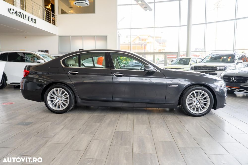 BMW Seria 5 520d Aut. Luxury Line - 8