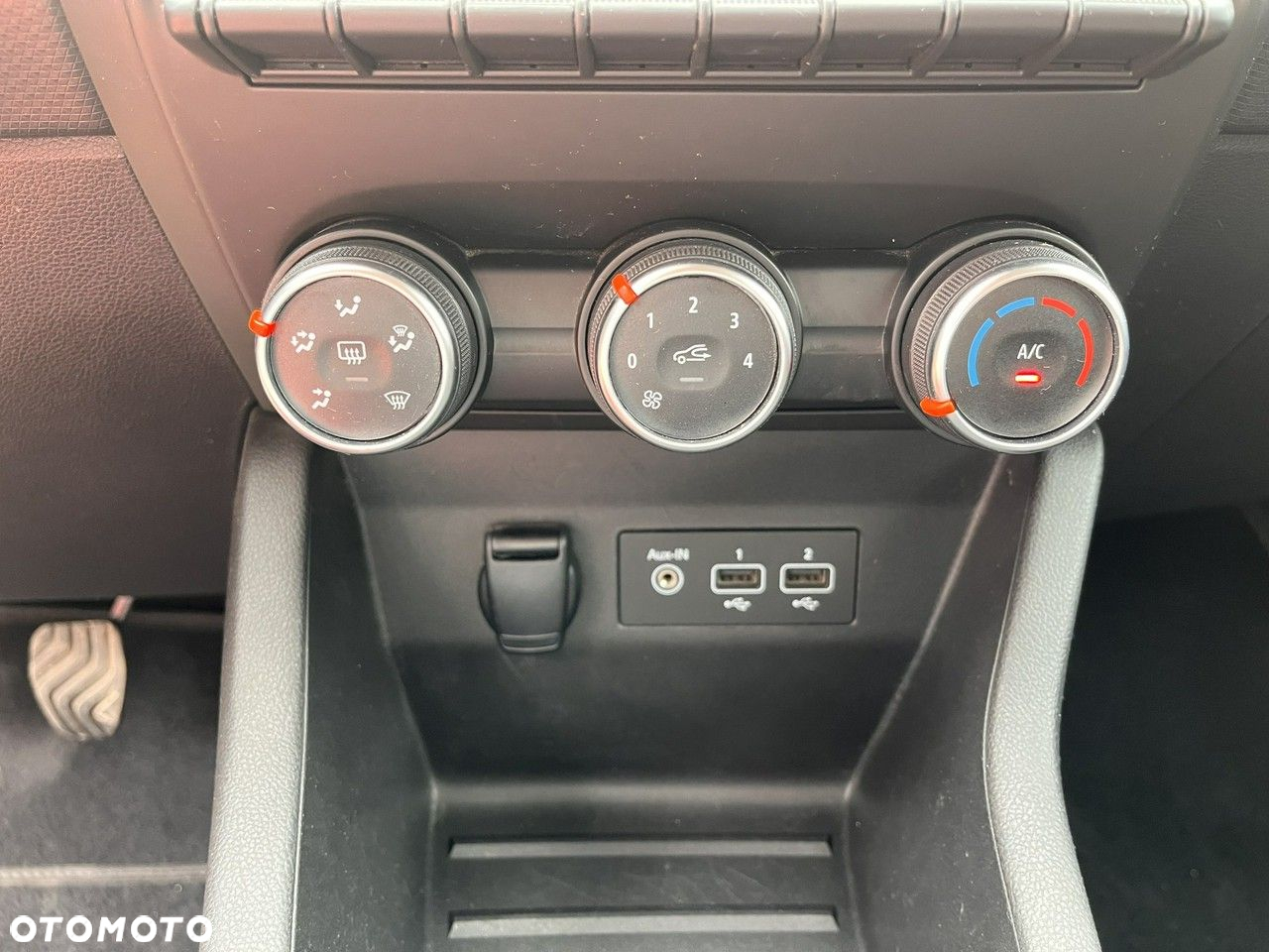 Renault Clio - 27
