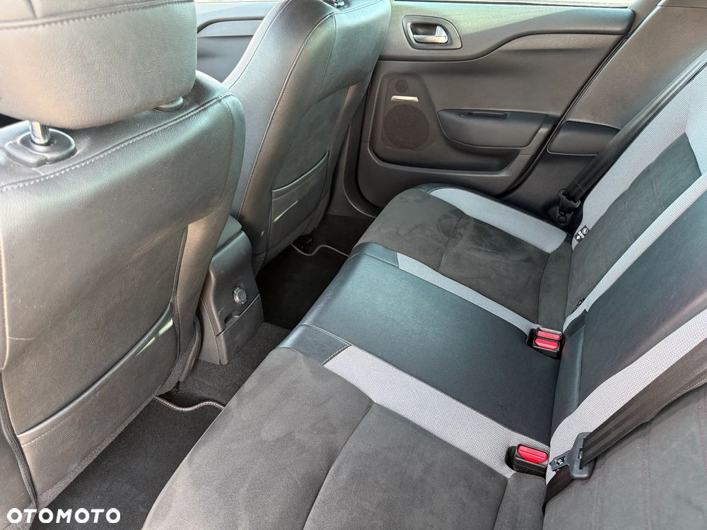 DS Automobiles DS 4 - 16