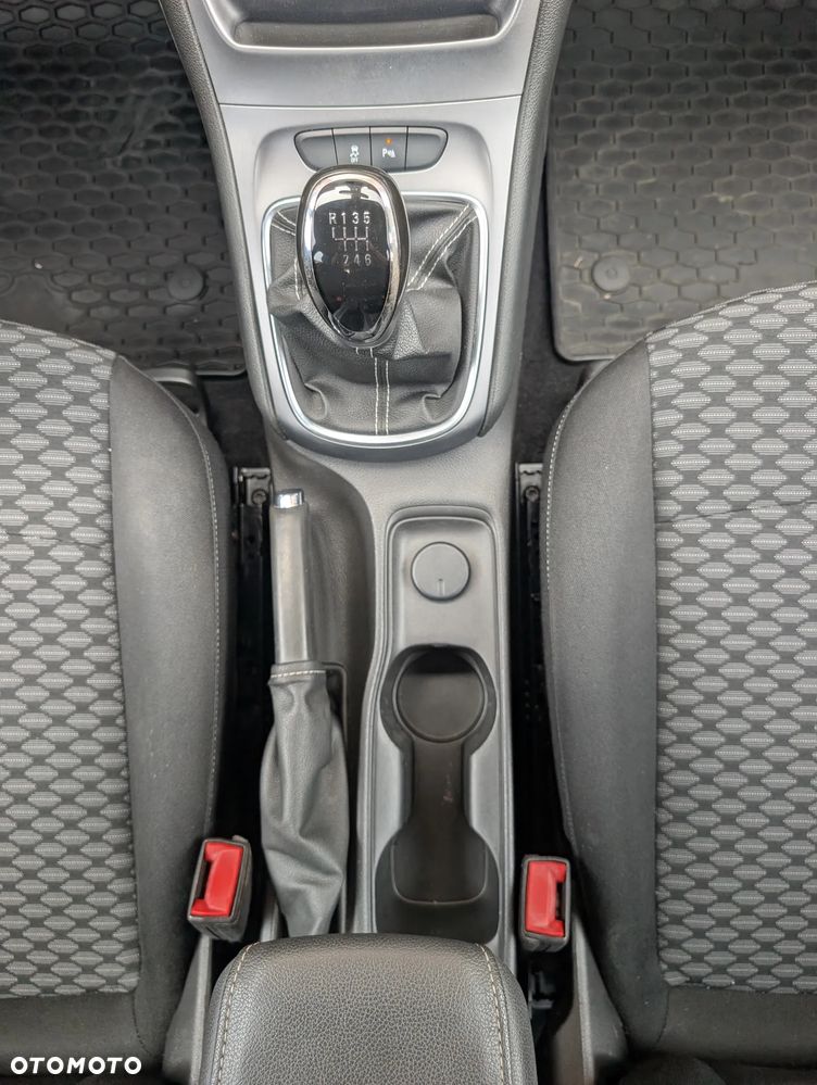 Opel Astra 1.4 T Dynamic - 31