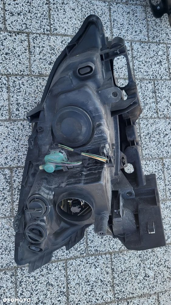 RENAULT SCENIC II LIFT REFLEKTOR Lampa Lewa  EUROPA - 12