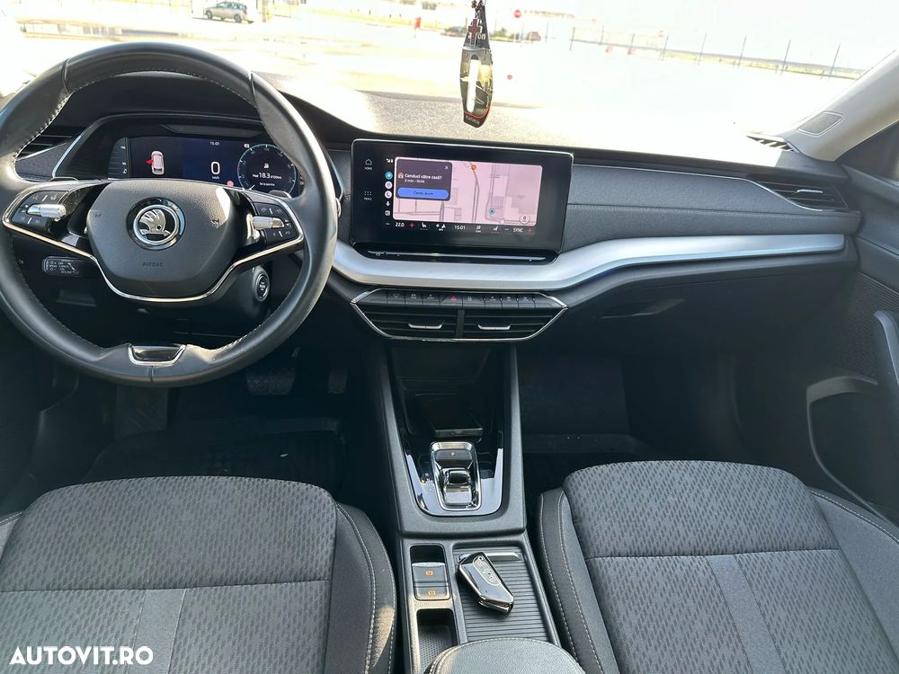 Skoda Octavia 2.0 TDI DSG Style - 7