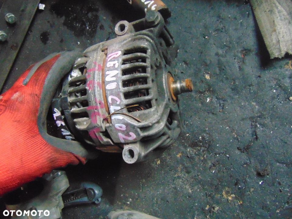 Alternator Reanult Clio 2 1,6 16 v - 2