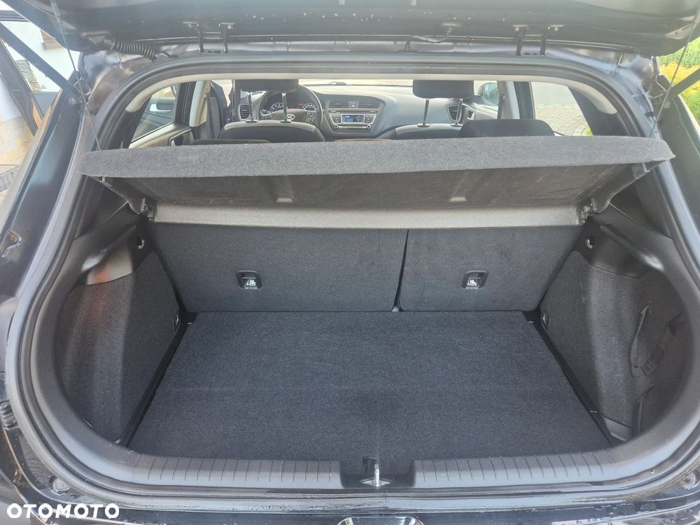 Hyundai i20 1.2 Classic - 22