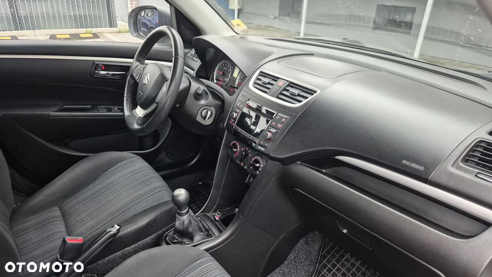 Suzuki Swift - 17