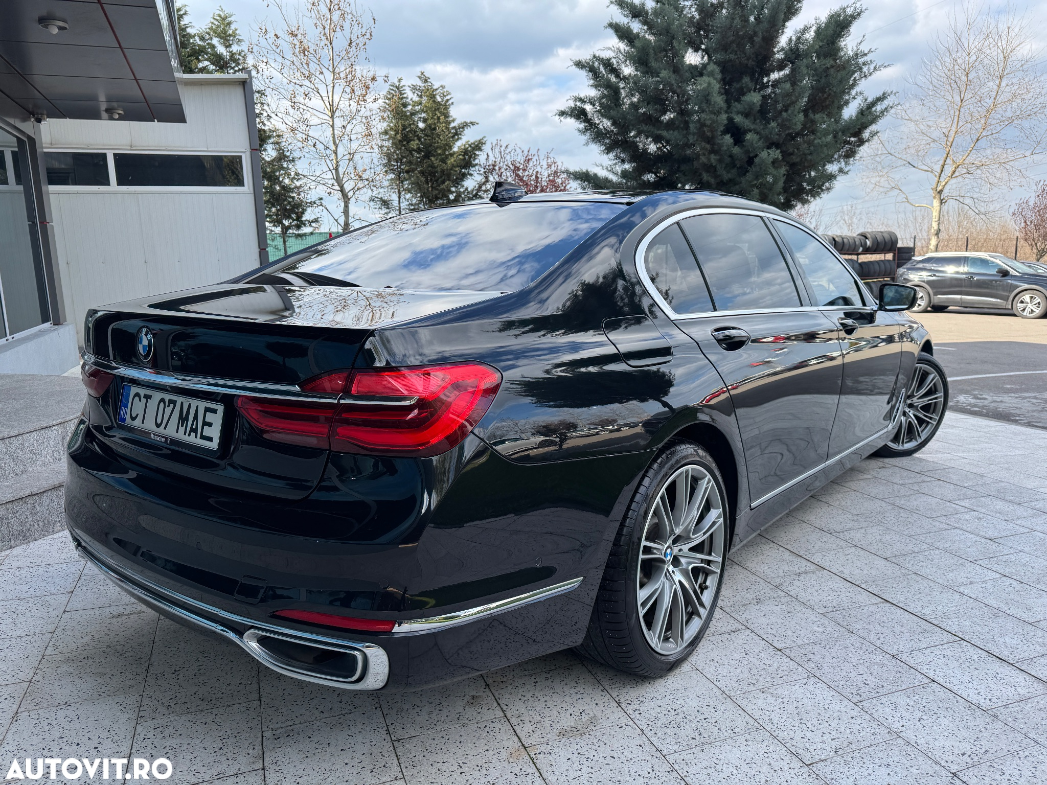 BMW Seria 7 750Ld xDrive - 2