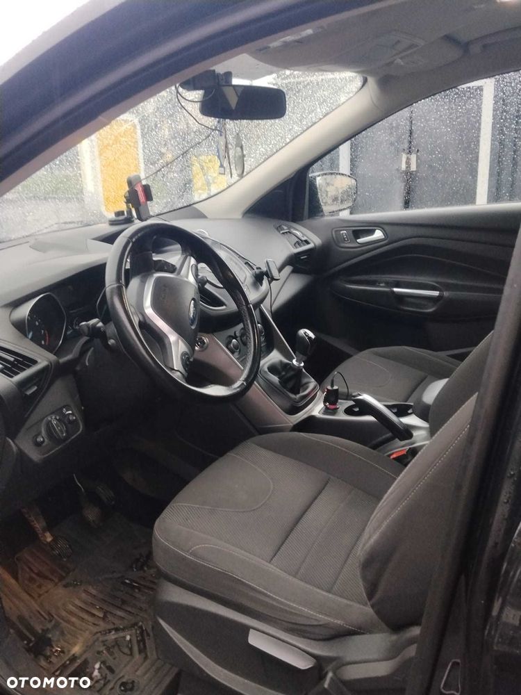 Ford Kuga - 7