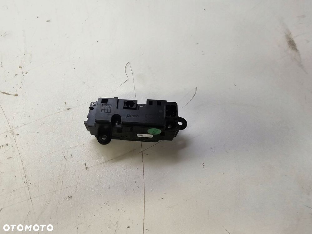 PRZEŁĄCZNIK ŚWIATEŁ AUDI Q3 Q7 A6 A7 A8 4K1951501 - 5