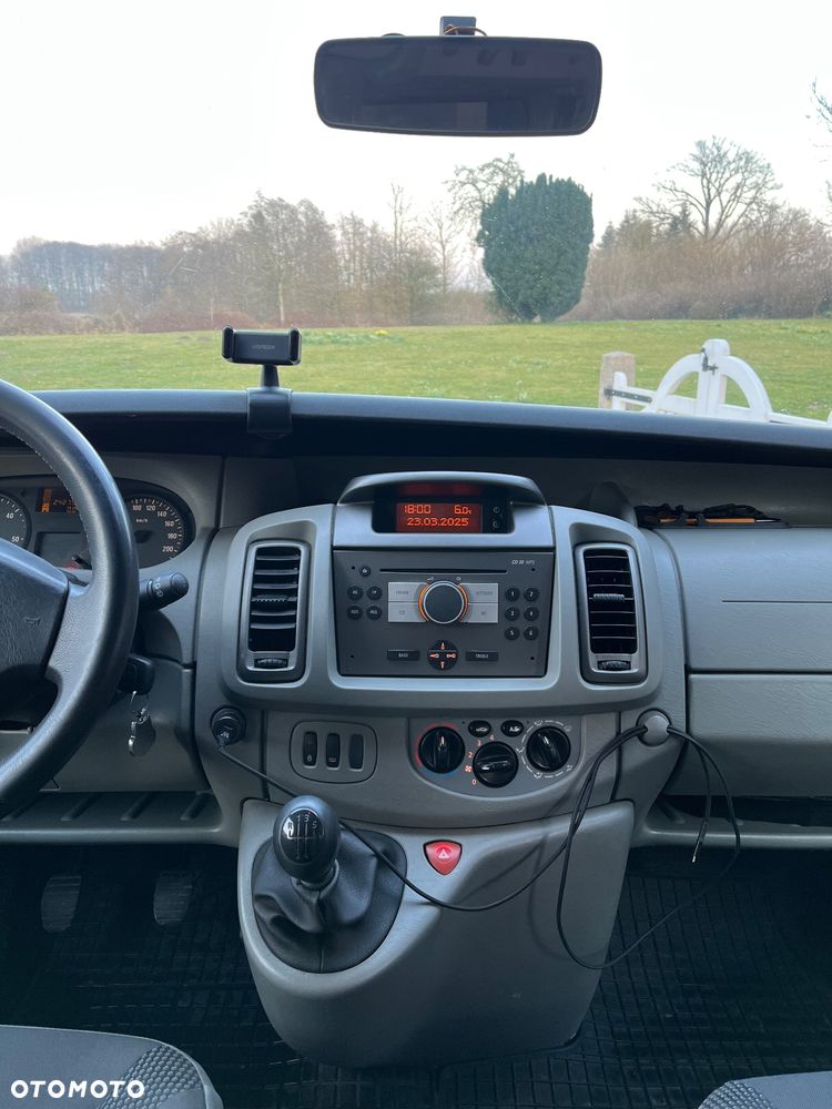 Opel Vivaro L2H1 2.9t - 9