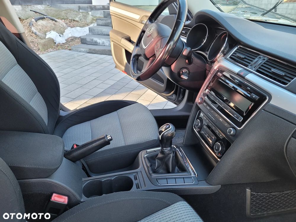 Skoda Superb 2.0 TDI Ambition - 9