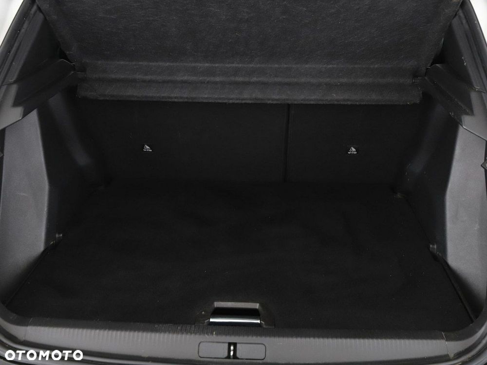 Peugeot 2008 1.2 PureTech GT S&S - 21