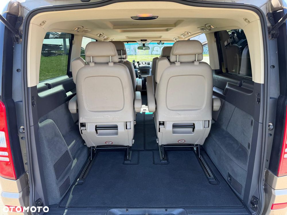 Mercedes-Benz Viano - 10