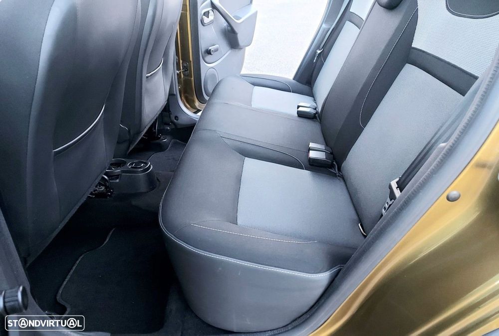 Dacia Duster 1.5 dCi Prestige - 23