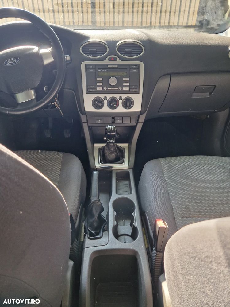 Ford Focus - 5