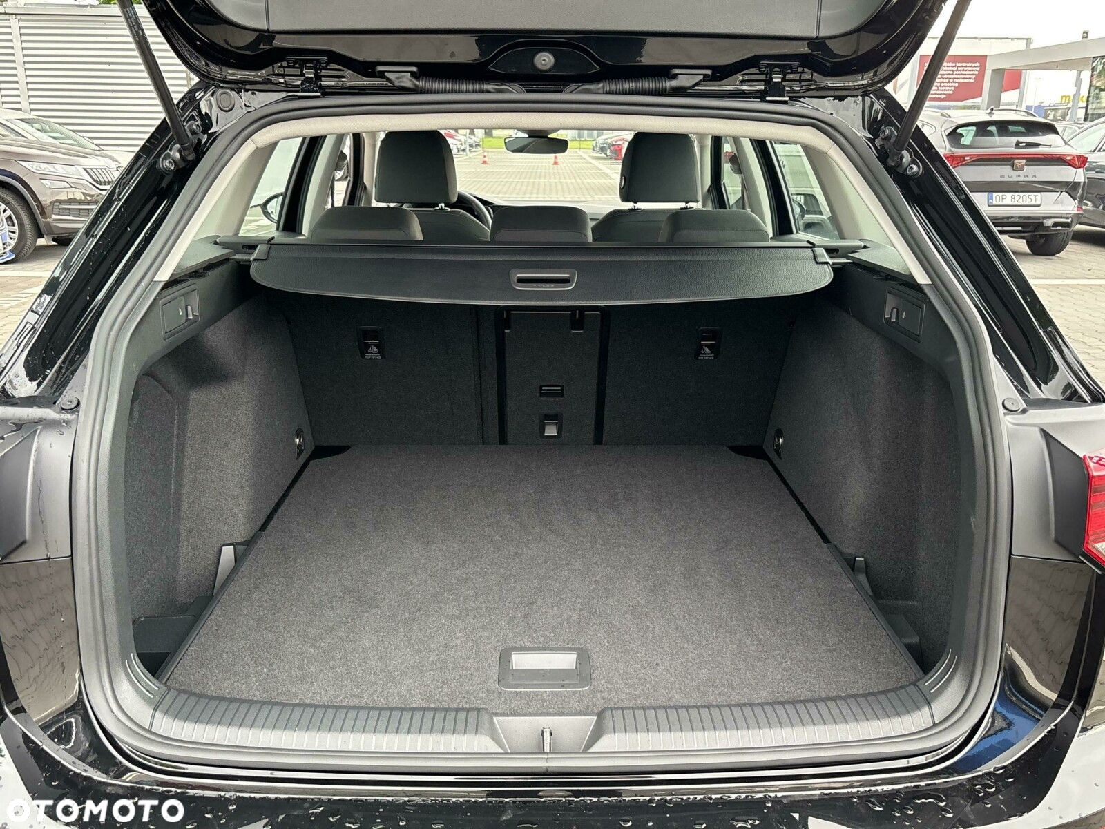 Volkswagen Golf - 31
