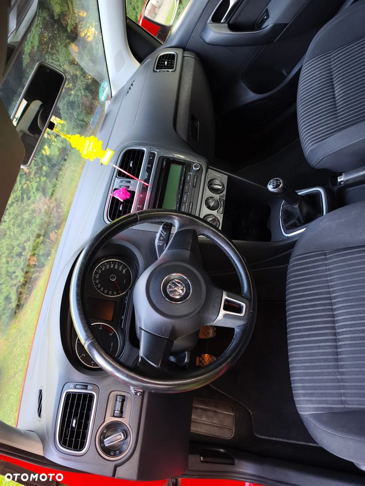 Volkswagen Polo - 5