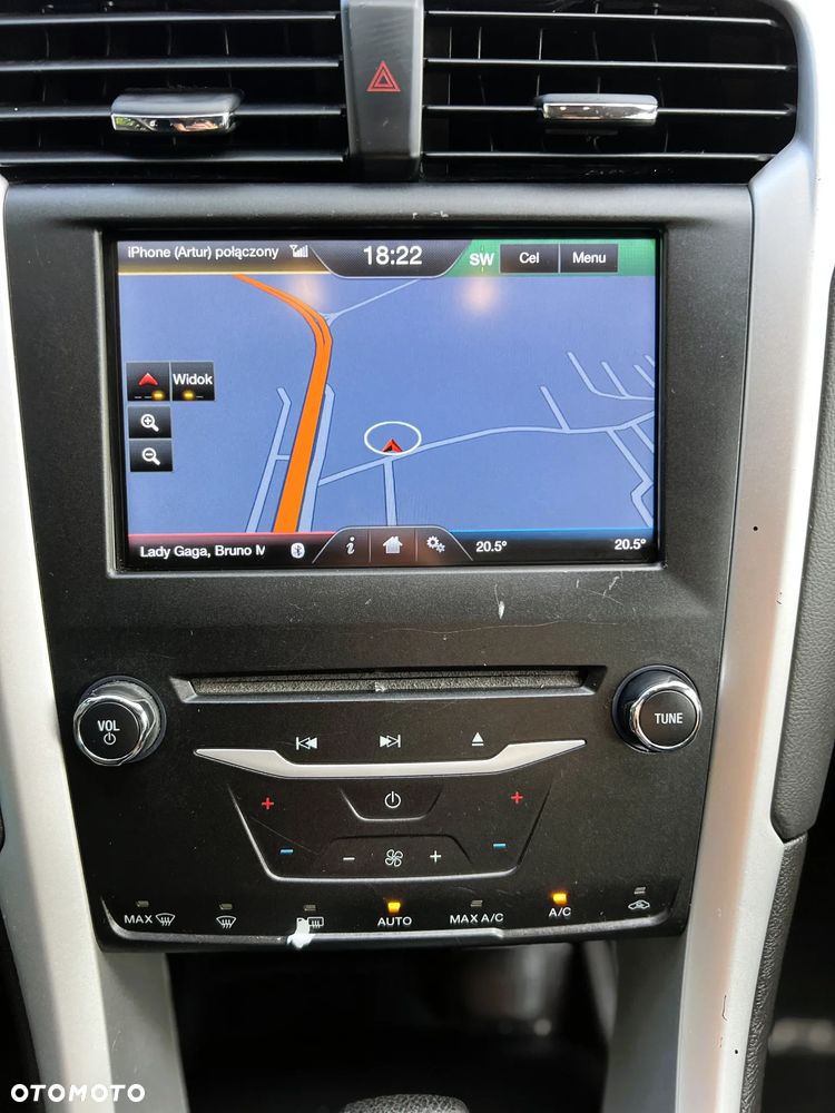 Ford Fusion - 22