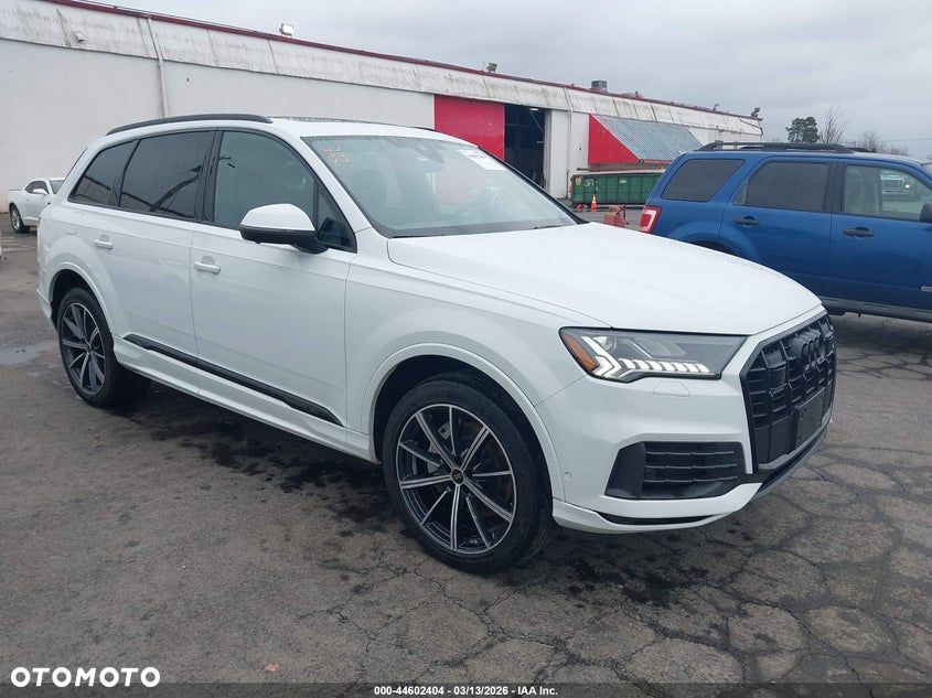 Audi Q7 - 1
