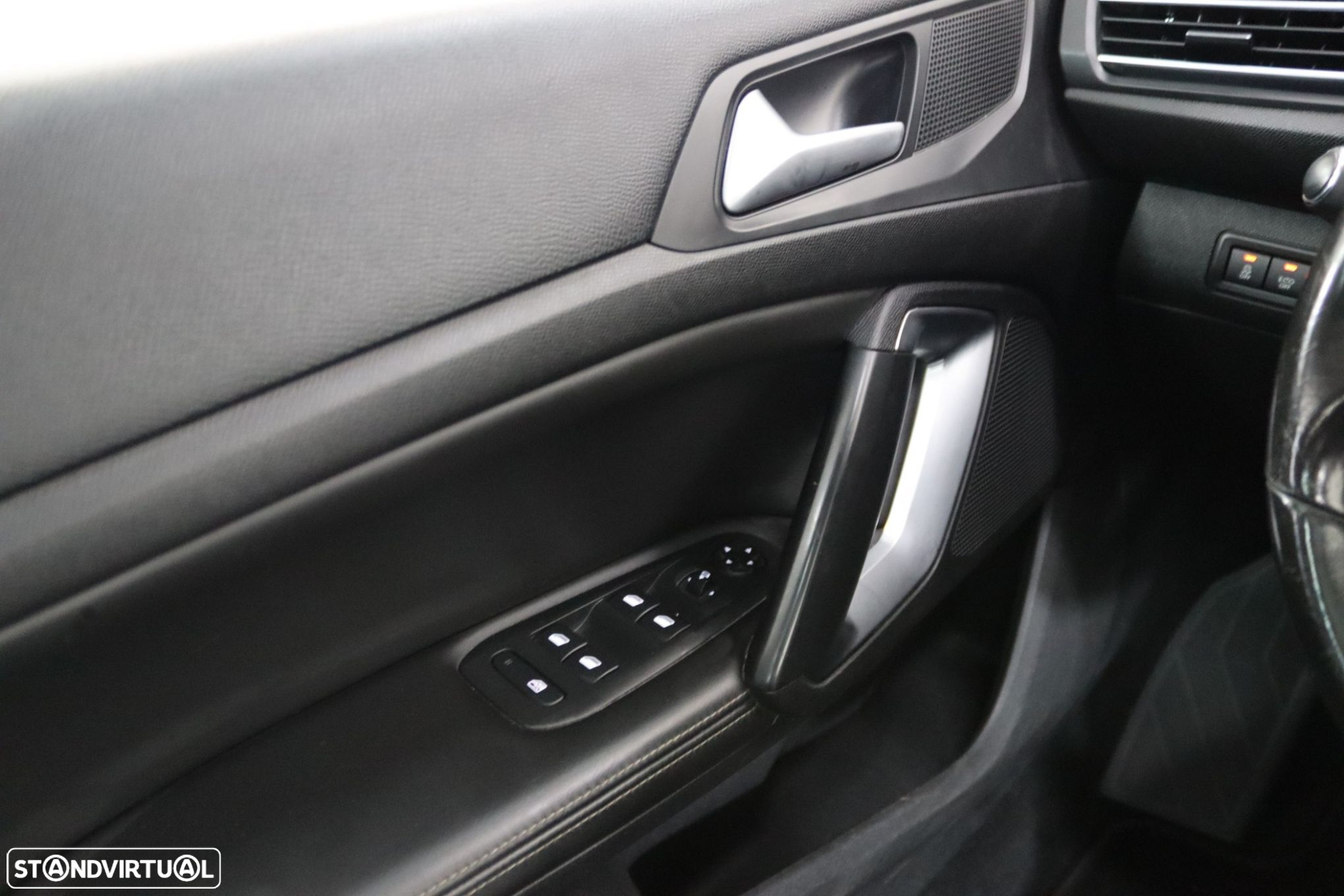 Peugeot 308 SW - 11