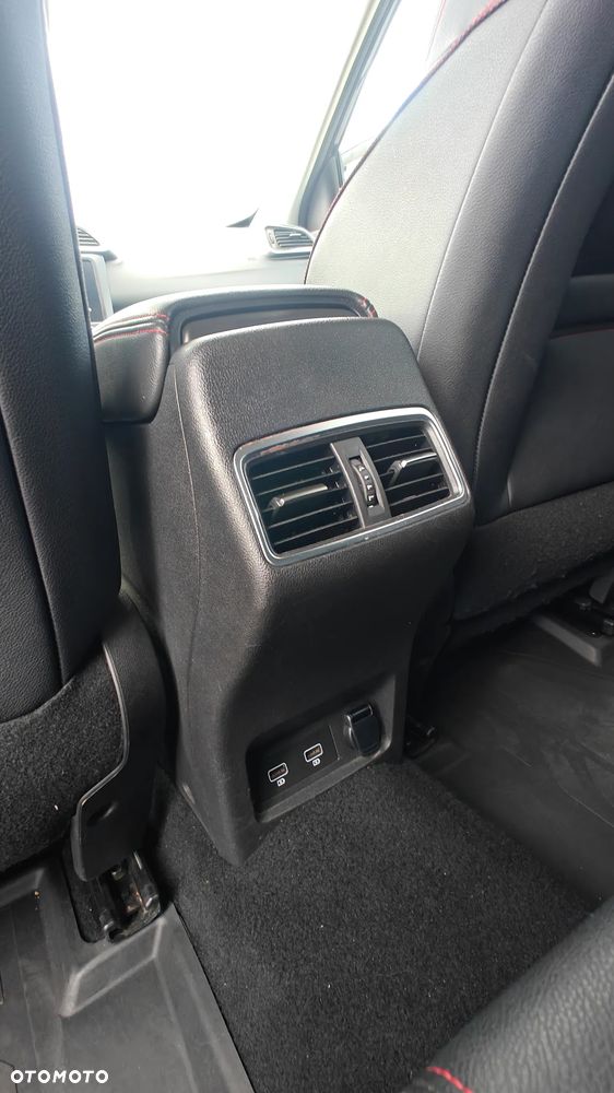 Renault Kadjar 1.7 Blue dCi Intens 4x4 - 24