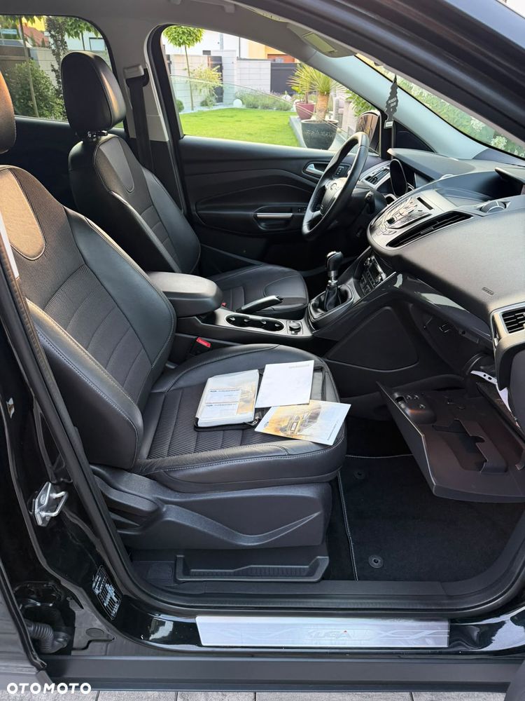 Ford Kuga 2.0 TDCi Individual - 23