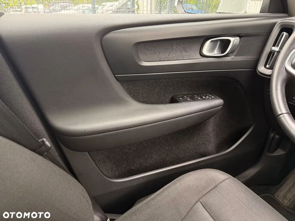 Volvo XC 40 T3 Inscription - 18