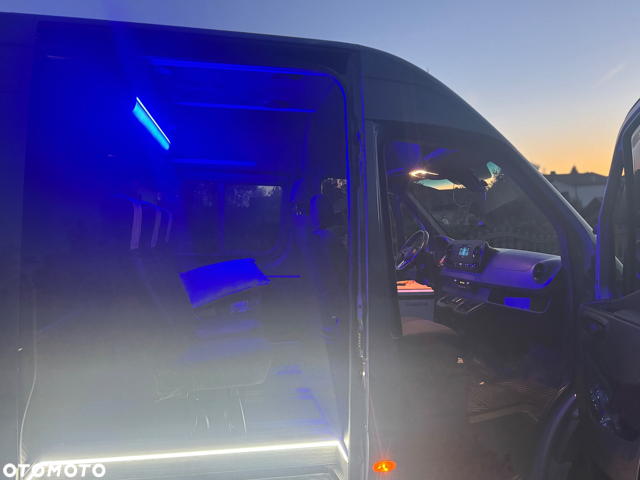 Mercedes-Benz Sprinter 319 CDI 907.233 - 21