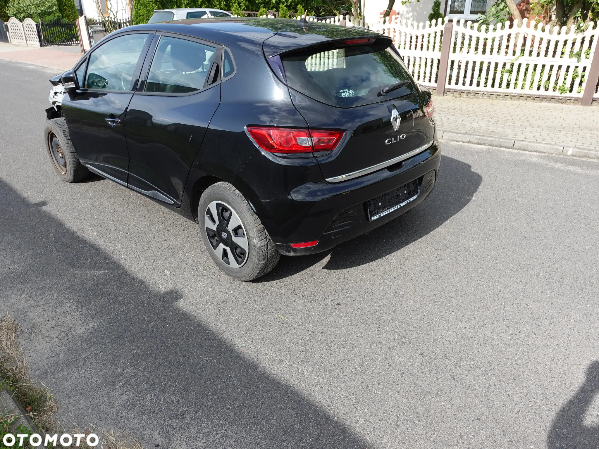 Renault Clio 1.2 16V 75 LIMITED - 3