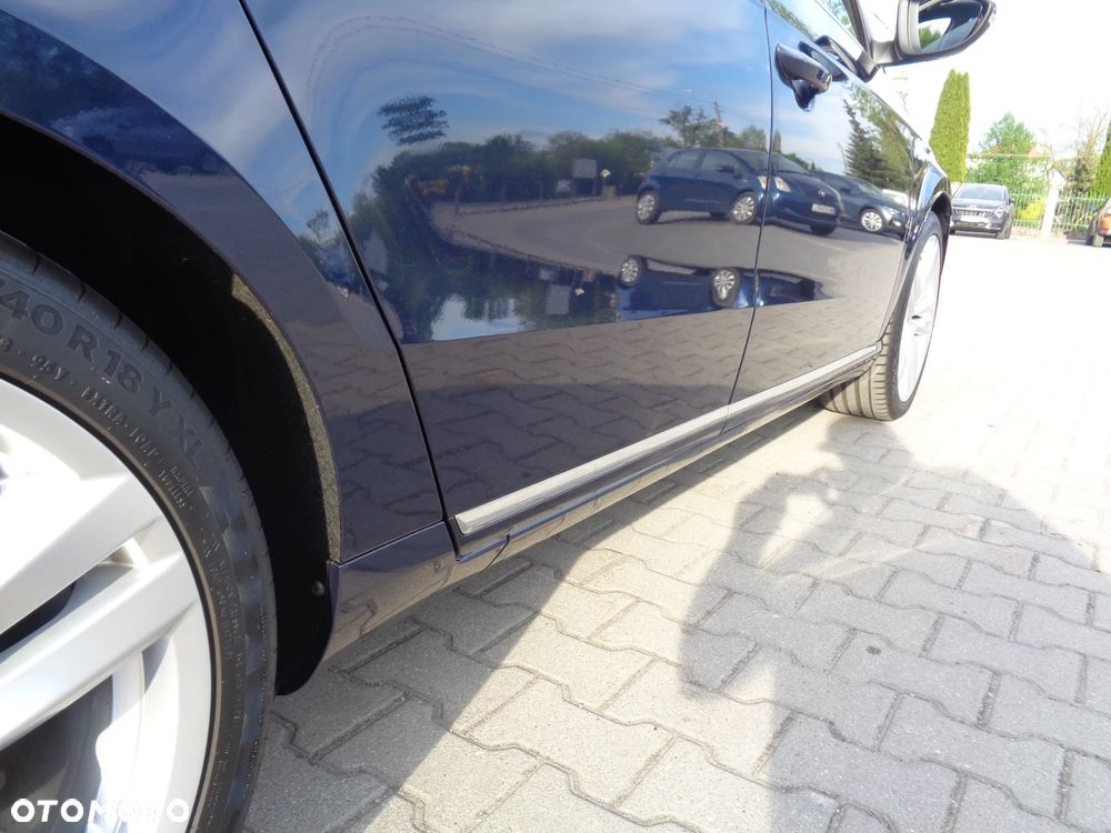 Volkswagen Passat 1.8 TSI Highline - 28