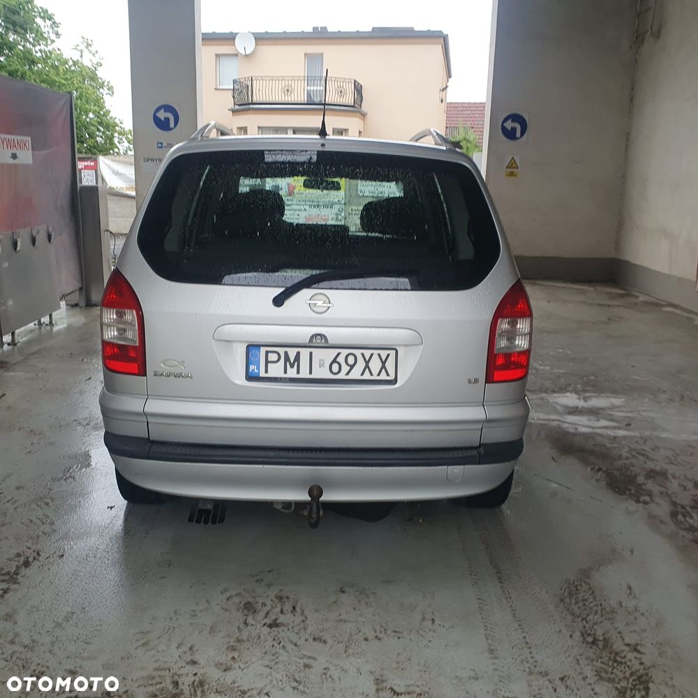 Opel Zafira 1.8 16V Comfort - 4