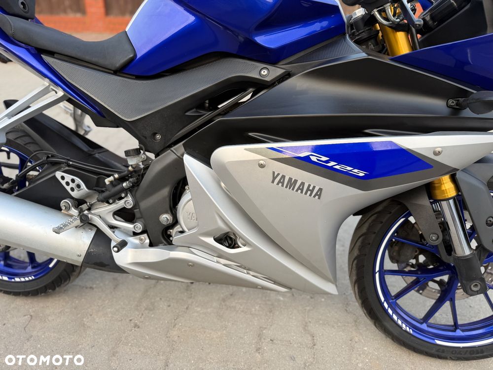 Yamaha YZF - 6