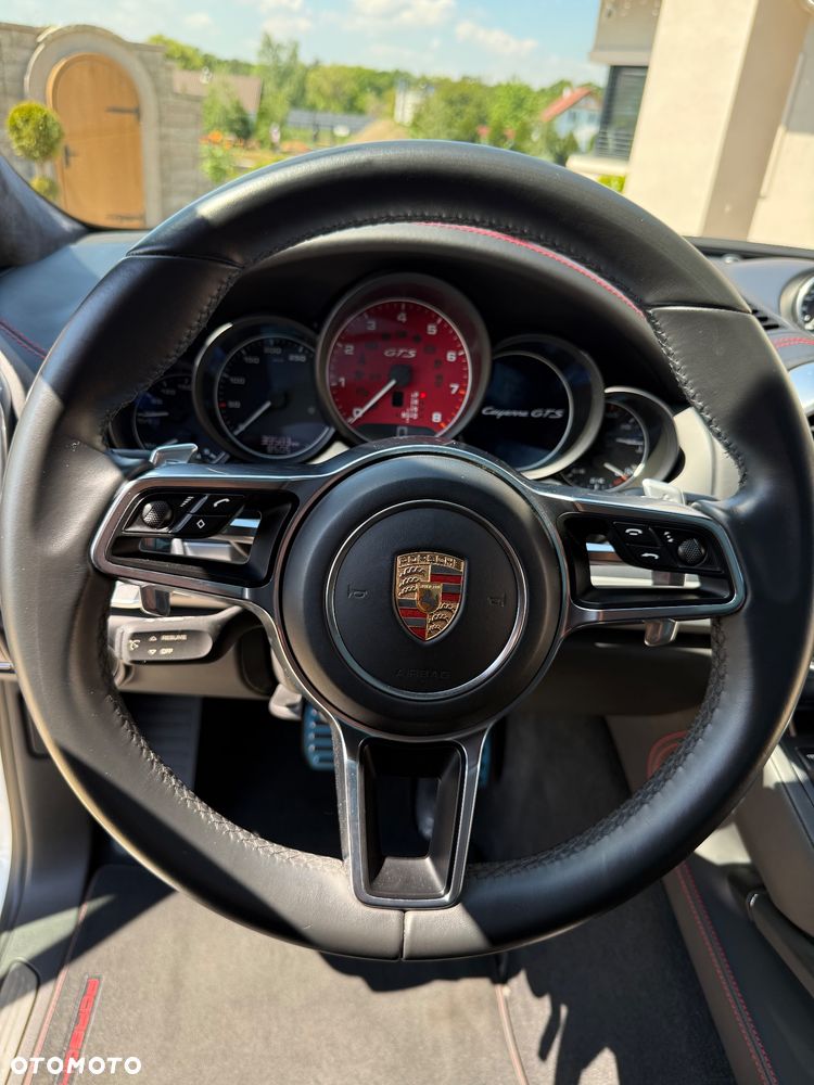 Porsche Cayenne GTS - 19