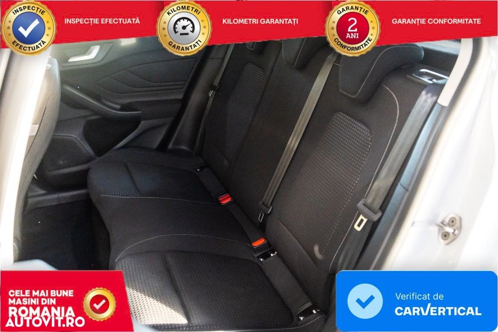 Ford Focus - 21
