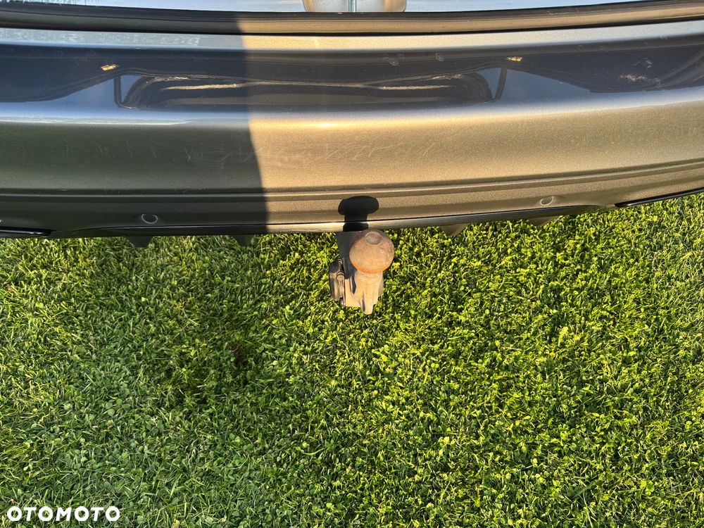 Mercedes-Benz Klasa C 200 T 9G-TRONIC AMG Line - 39