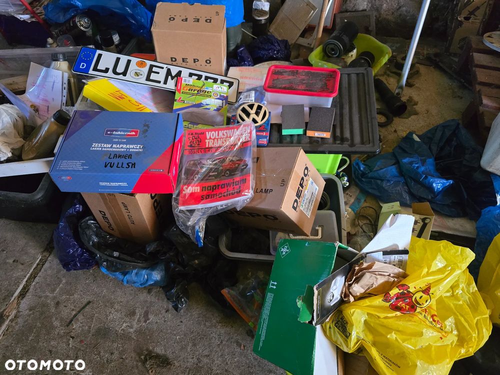 Volkswagen Caravelle Basis / CL - 13