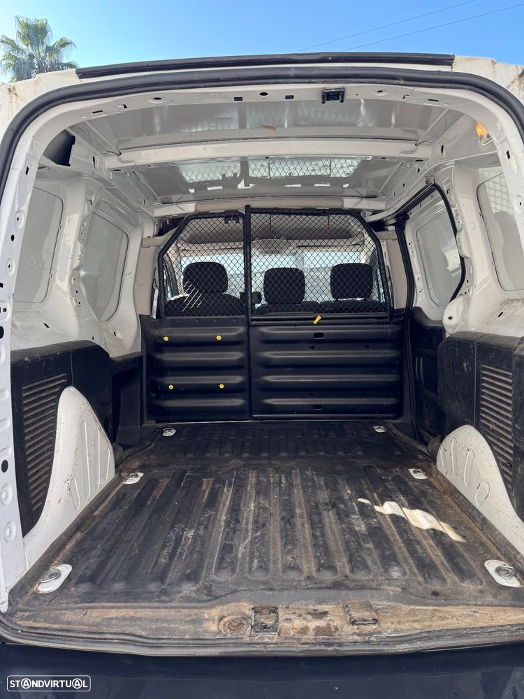 Peugeot Partner - 11