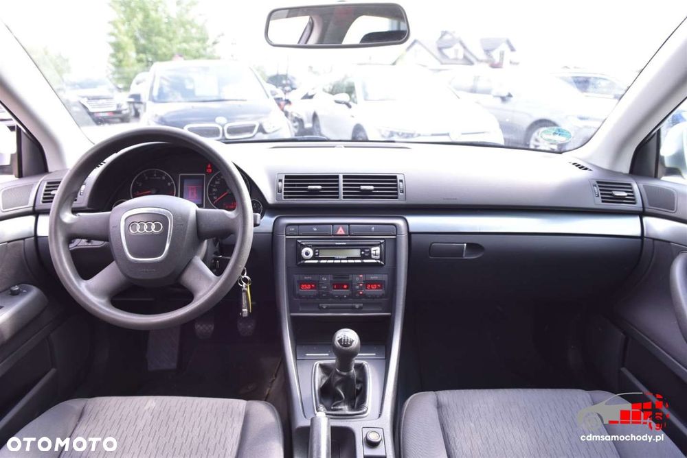 Audi A4 Limousine - 18