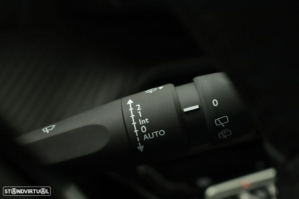 Peugeot 2008 1.2 Allure - 18