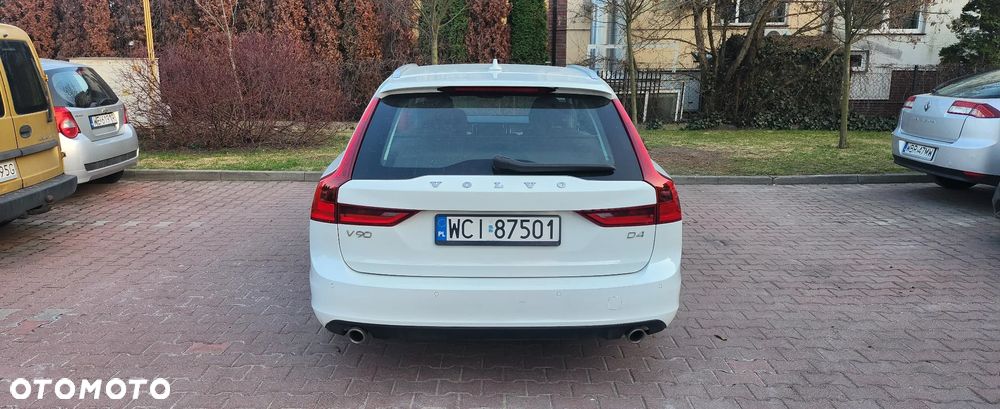 Volvo V90 D4 Geartronic Momentum Pro - 5