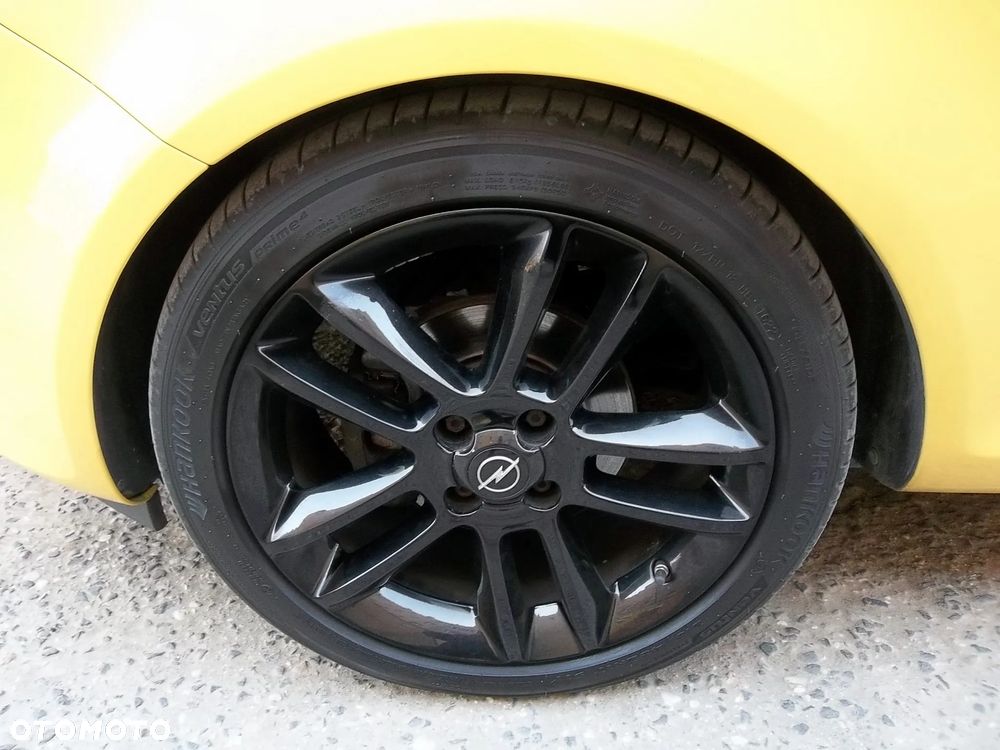 Opel Corsa 1.2 16V Cosmo - 19